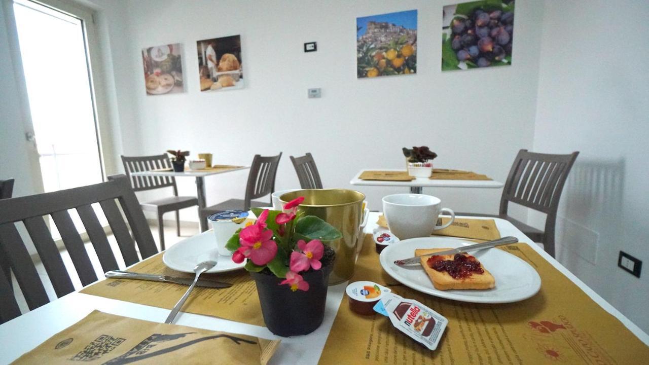 B&B Pitagora Roseto Capo Spulico Esterno foto